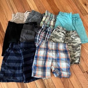 Lots of 10 pairs of size 3T shorts